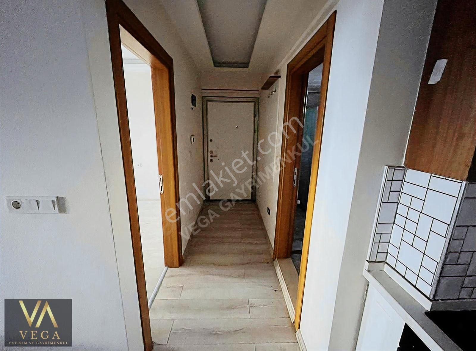 Muradiye Villalar Bölgesinde 1+1 Havuz Önü Satılık Daire - Görsel 2