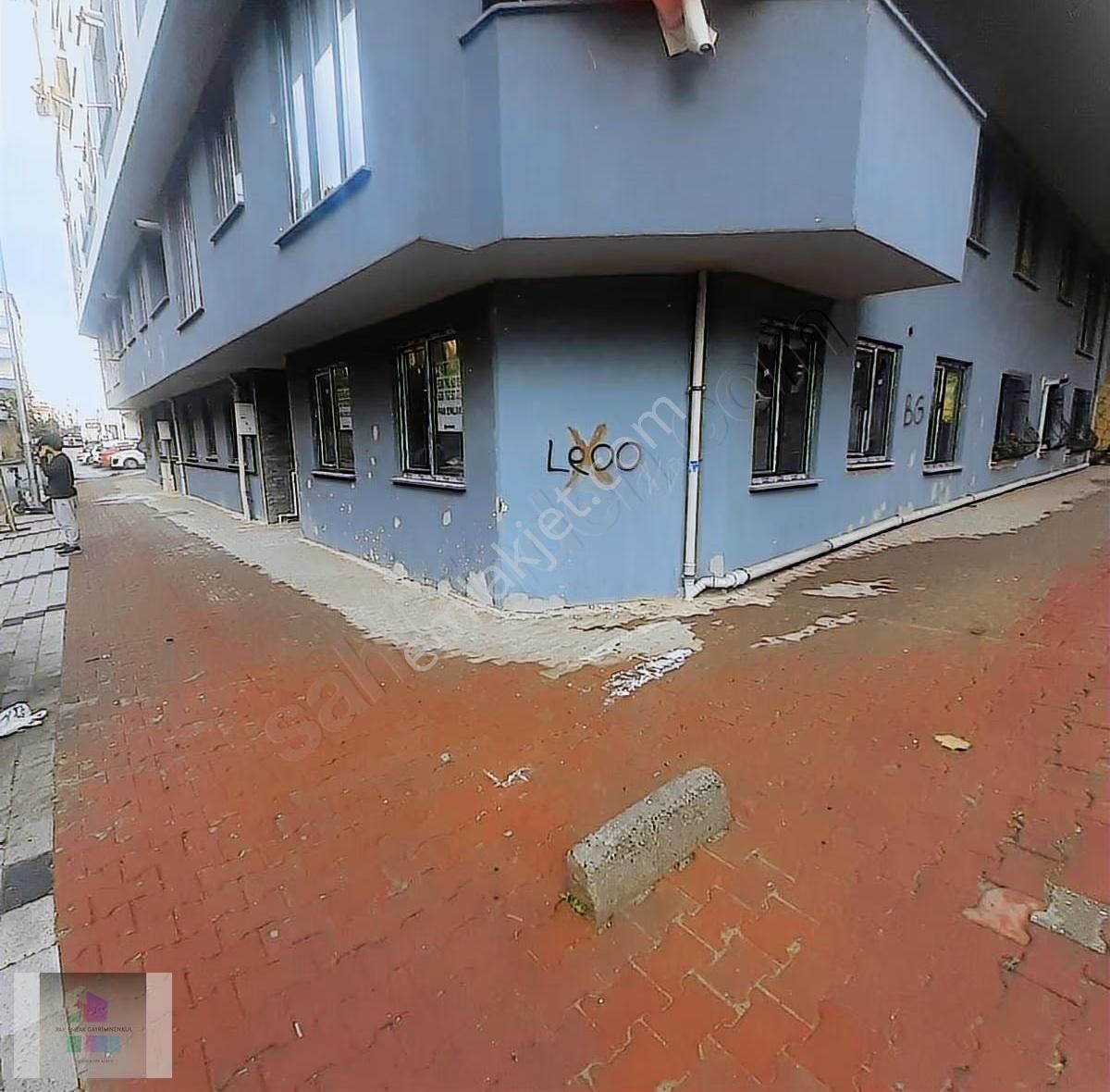 Pak Emlakdan Düzgirişli Köşebaşında Giriş Kat Sıfır - Görsel 19