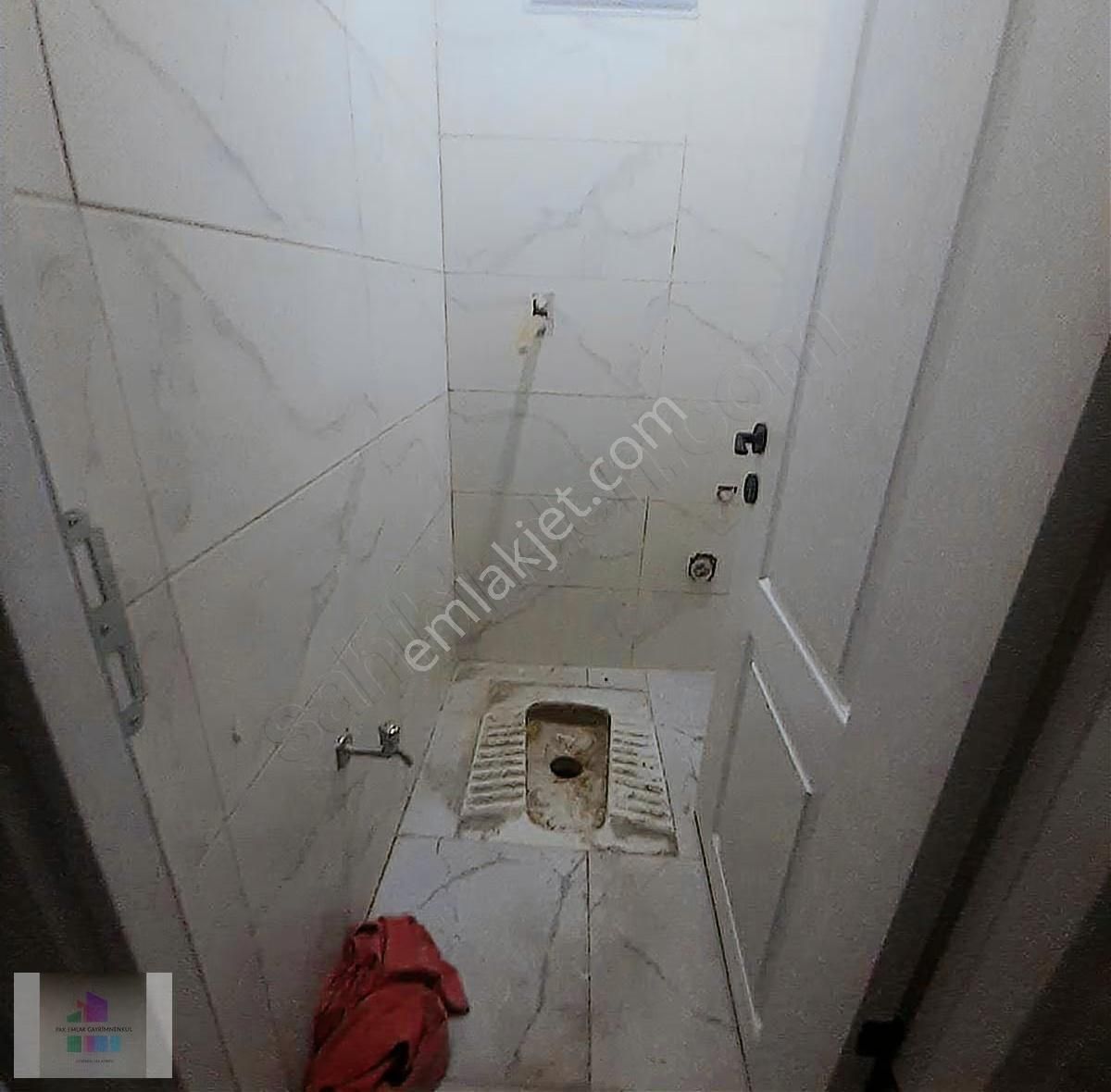 Pak Emlakdan Düzgirişli Köşebaşında Giriş Kat Sıfır - Görsel 14