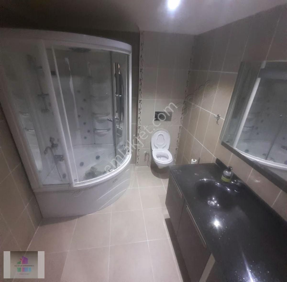 Beyazkonaklarda Kapalı Otoparklı Site İçersinde Güvenlik Görevli - Görsel 23