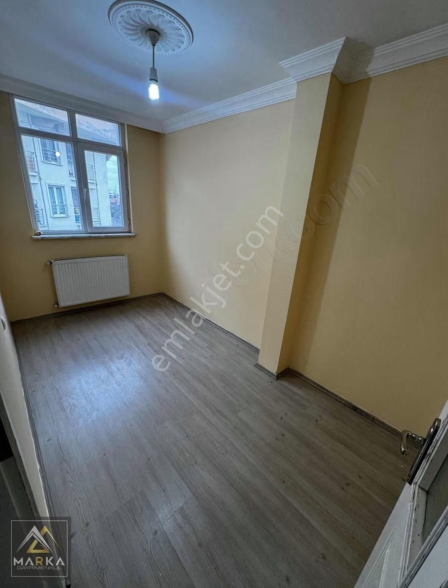 Marka'dan Meydan'da Bakımlı Ara Kat 2+1 Satılık Daire - Görsel 27