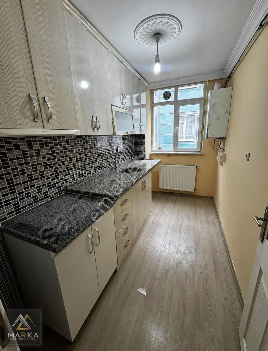 Marka'dan Meydan'da Bakımlı Ara Kat 2+1 Satılık Daire - Görsel 33