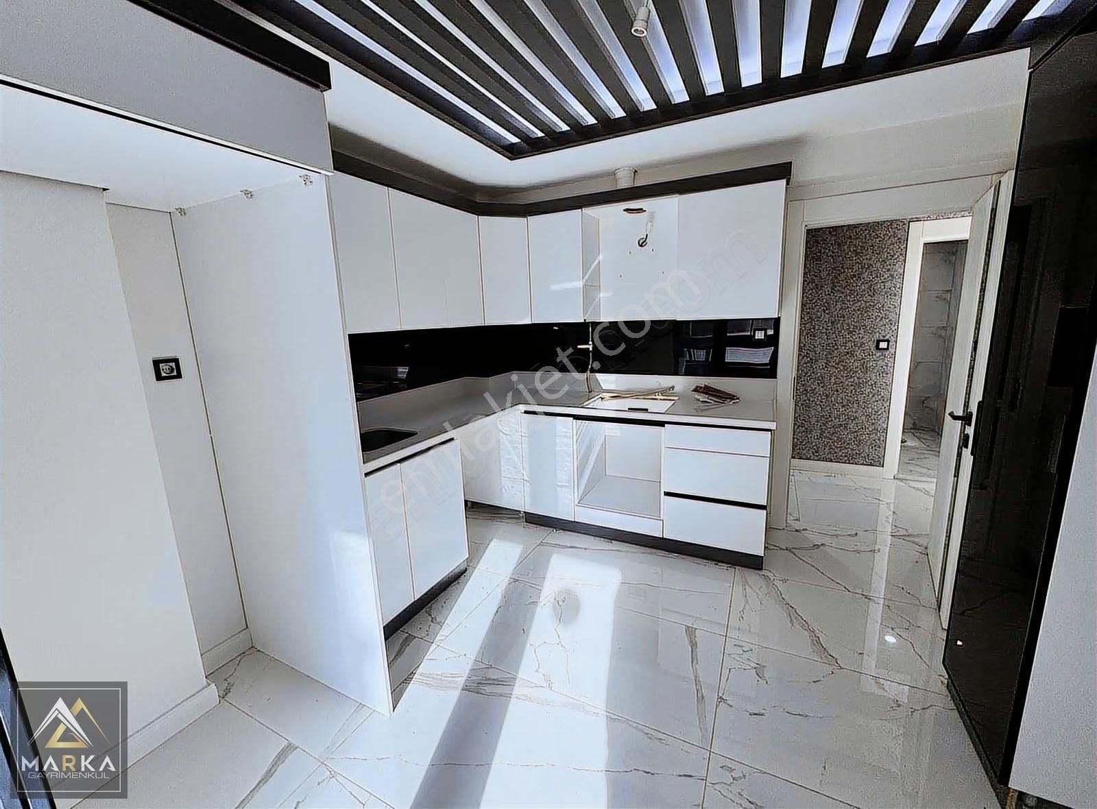 Marka'dan Sporkent Lavinpark'ta Otoparklı Kiralık 3+1 Daire - Görsel 34