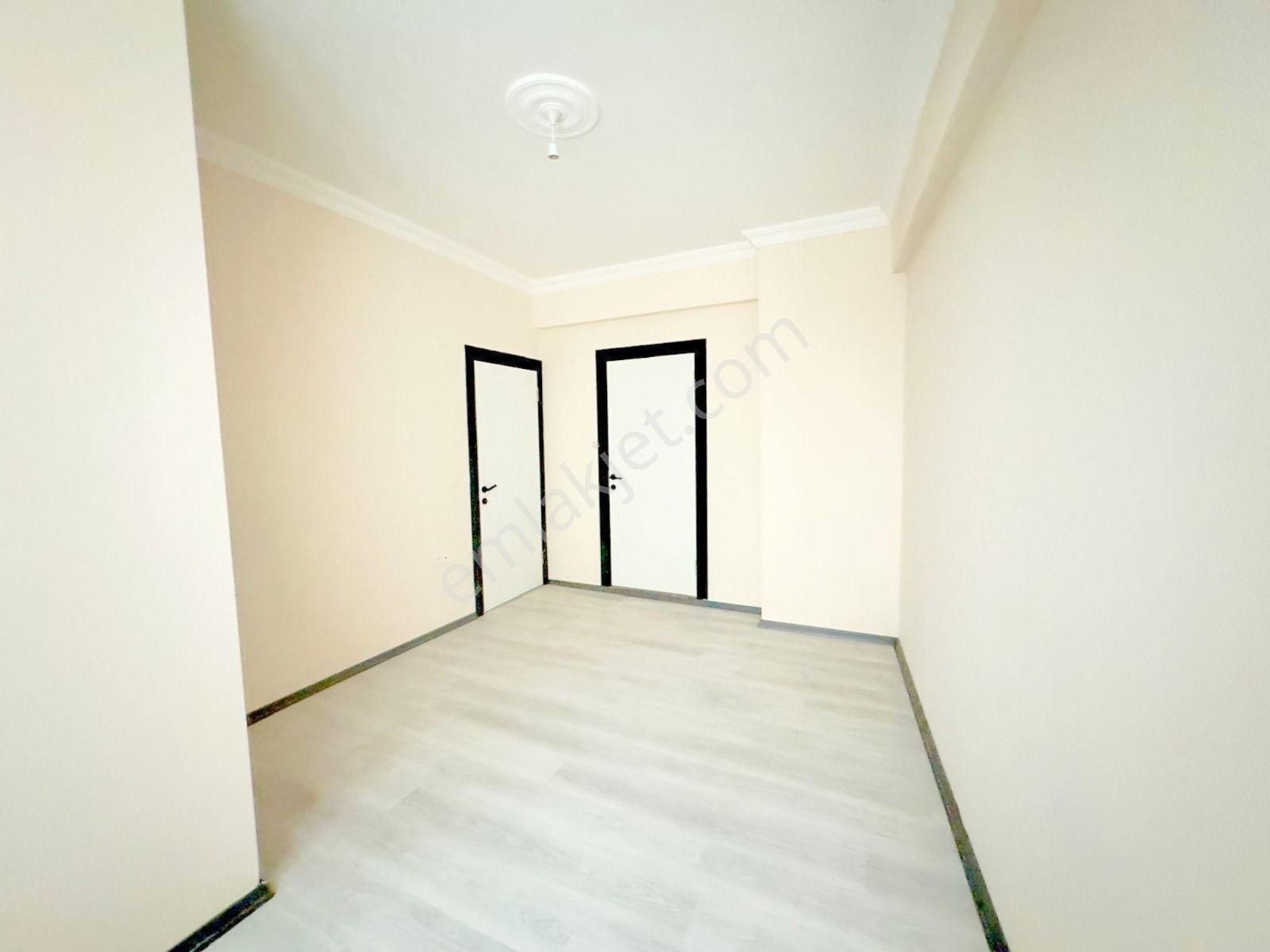 ▇kadıköy'de Ön Cephe Ayrı Mutfaklı Ebeveyn Banyolu 2+1 Daire - Görsel 13