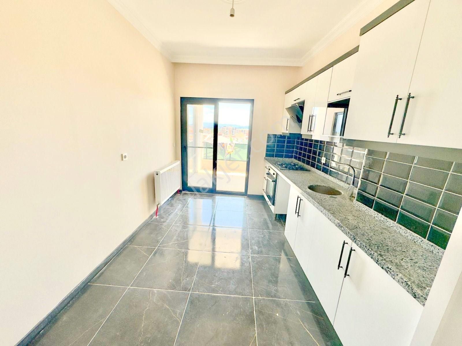 ▇kadıköy'de Ön Cephe Ayrı Mutfaklı Ebeveyn Banyolu 2+1 Daire - Görsel 18