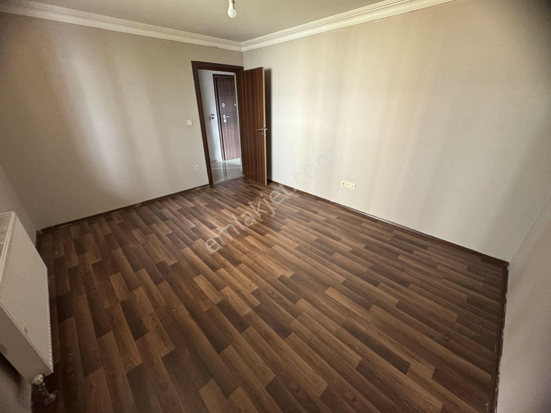 Çekmeköy Sultançiftliği'nde, Ayrı Mutfaklı, Yüksek Giriş 1+1 Daire - Görsel 20