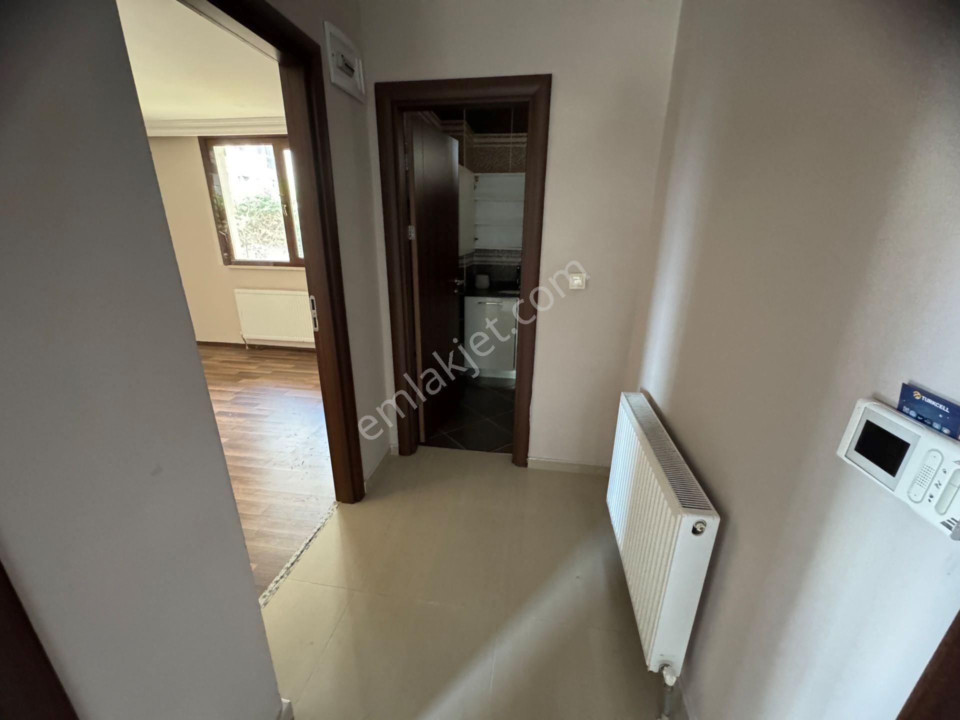 Çekmeköy Sultançiftliği'nde, Ayrı Mutfaklı, Yüksek Giriş 1+1 Daire - Görsel 16