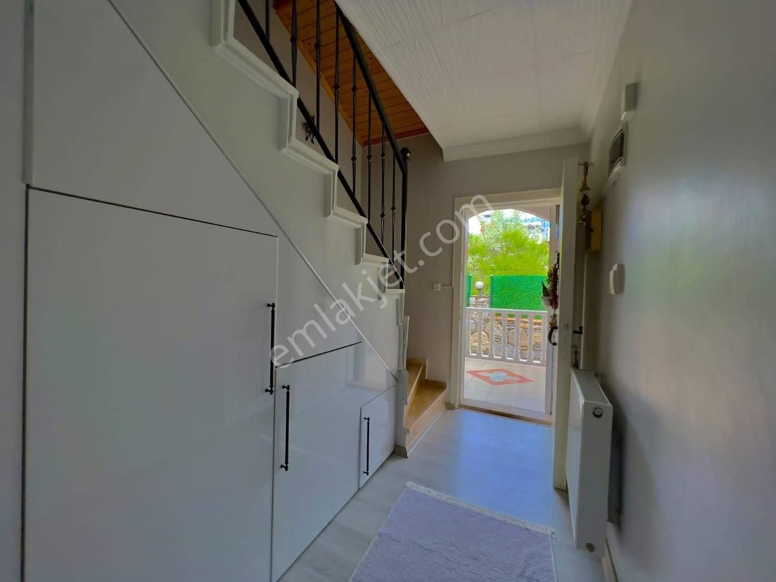 Muğla Köyceğiz'de Satılık Havuzlu 5+1 Lüks İngiliz Taş Villa - Görsel 31