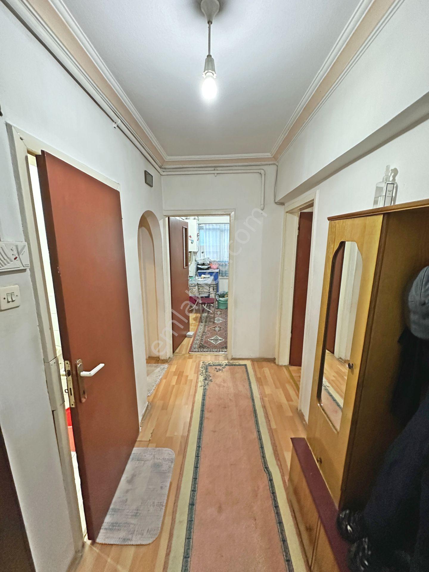 Saimekadın Göbek'de Ön Cephede Ara Kat Konumunda Bakımlı 3+1 Satılık Daire - Görsel 26
