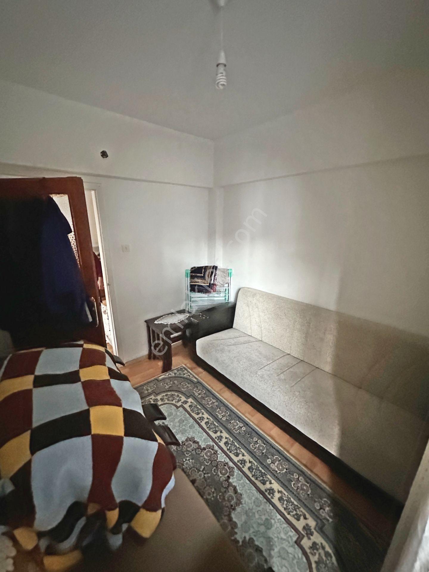 Saimekadın Göbek'de Ön Cephede Ara Kat Konumunda Bakımlı 3+1 Satılık Daire - Görsel 8