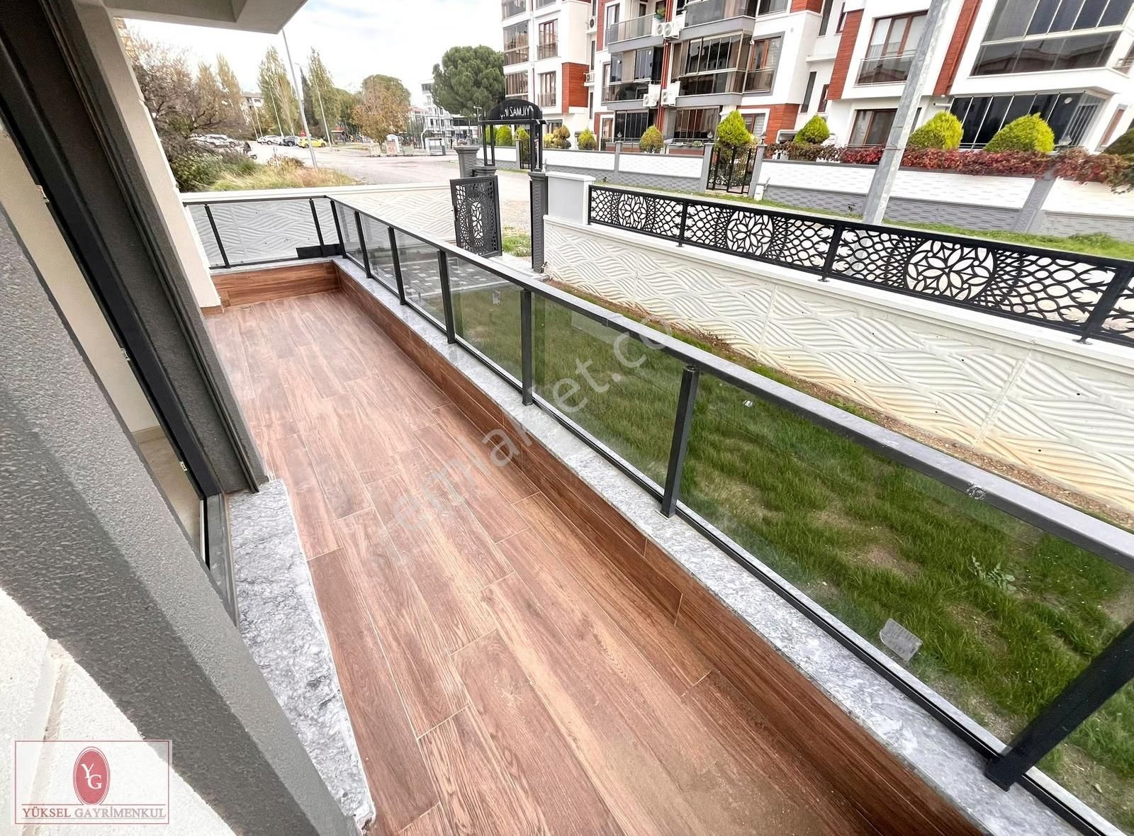 Yükselden Edtemitte 'özel Otoparklı Bahçeli Ultra Lüx' 4+1 Villa - Görsel 31