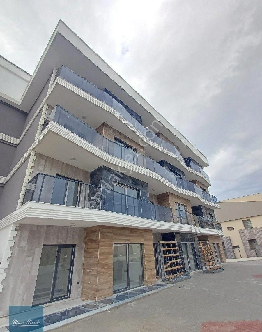 Kusadası Merkez Yeni Site İcı Ferah 1+1 Daire - Görsel 3