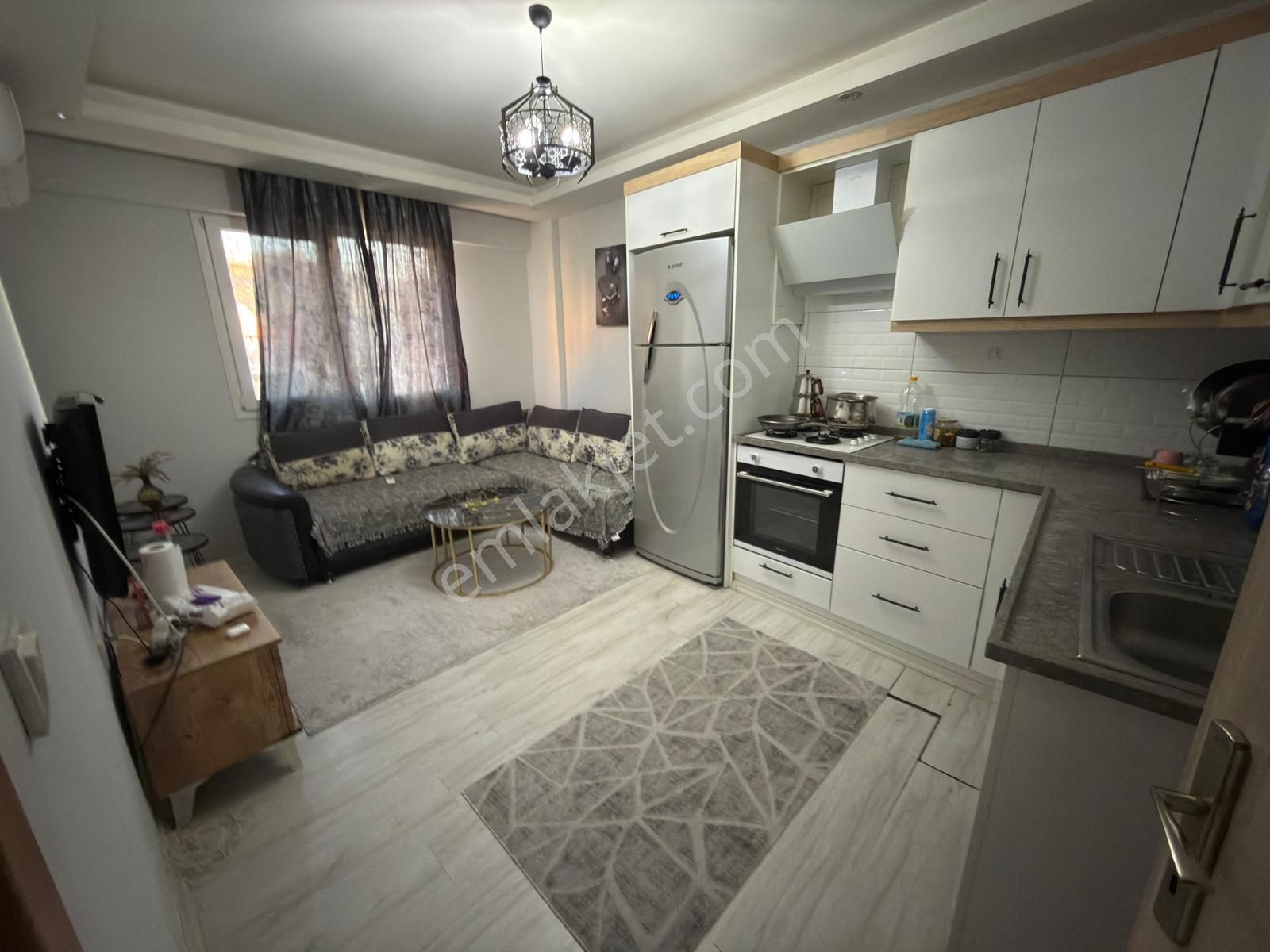 Bayraklı Refik Şevket İnce Mah Eşyalı 2+1 Daire - Görsel 5