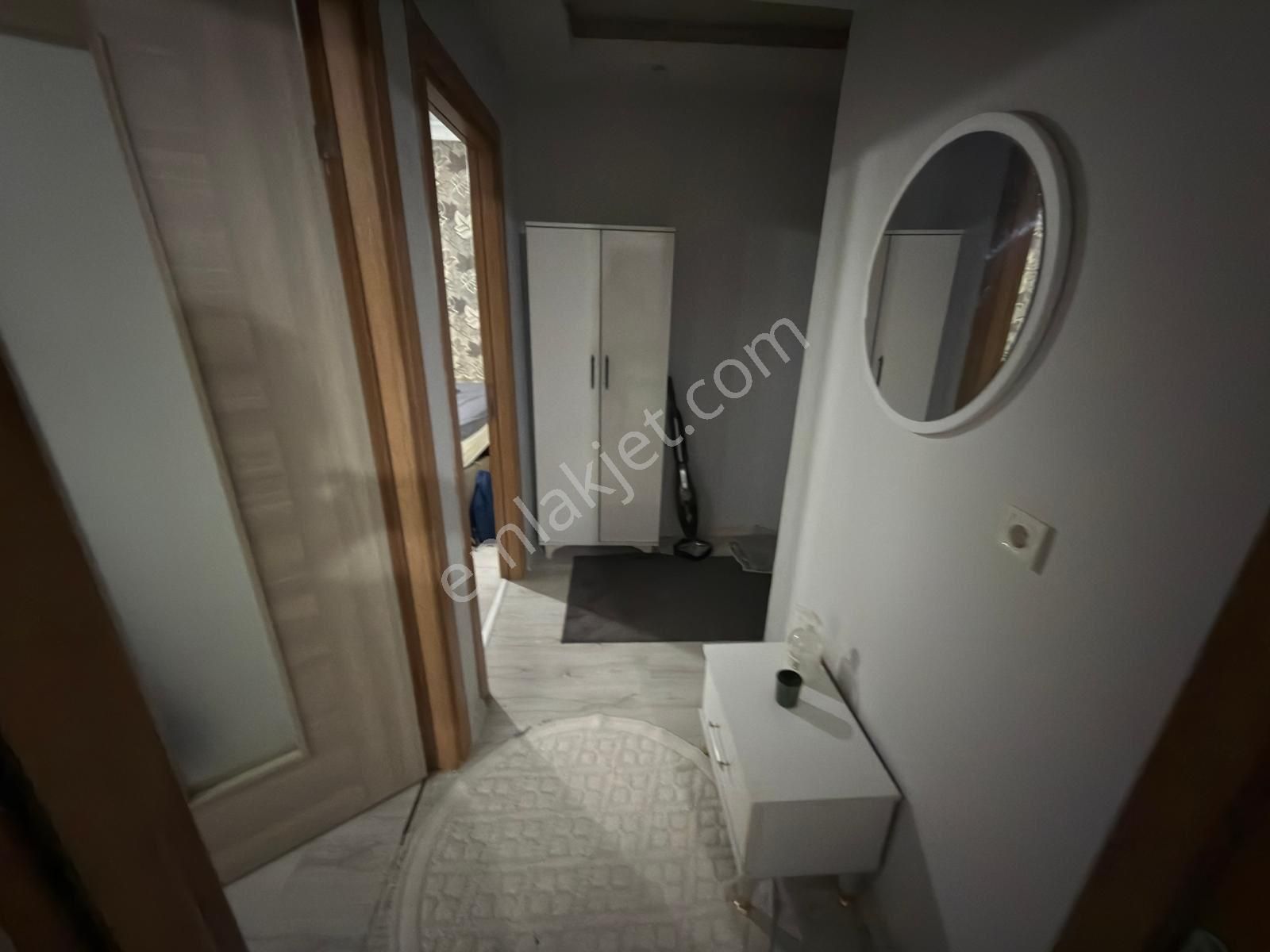 Bayraklı Refik Şevket İnce Mah Eşyalı 2+1 Daire - Görsel 8