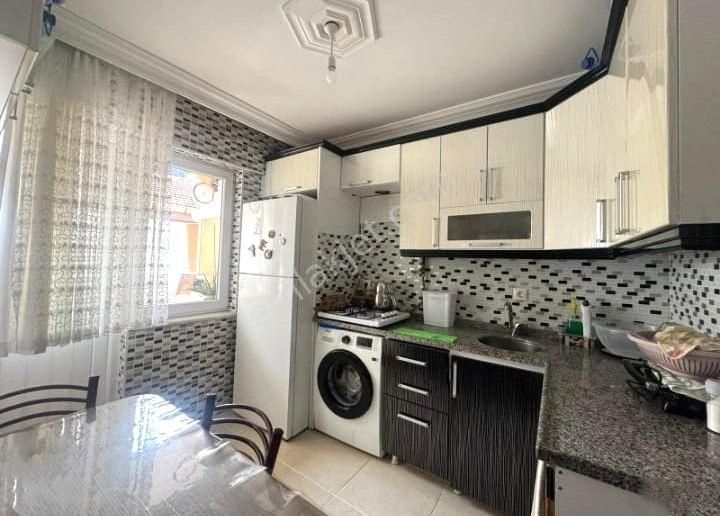 Gemlik Hürriyet Caddesi Civarı Yeni Bina Kat Mülkiyetli Daire - Görsel 18
