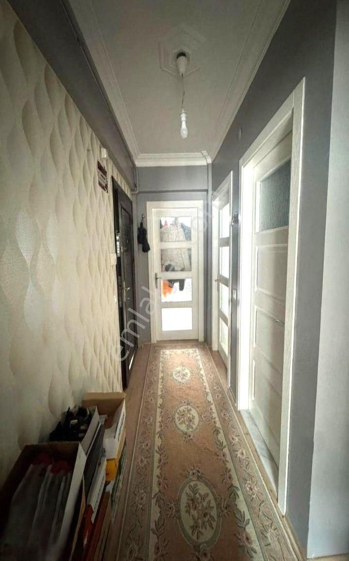 Gemlik Hürriyet Caddesi Civarı Yeni Bina Kat Mülkiyetli Daire - Görsel 5