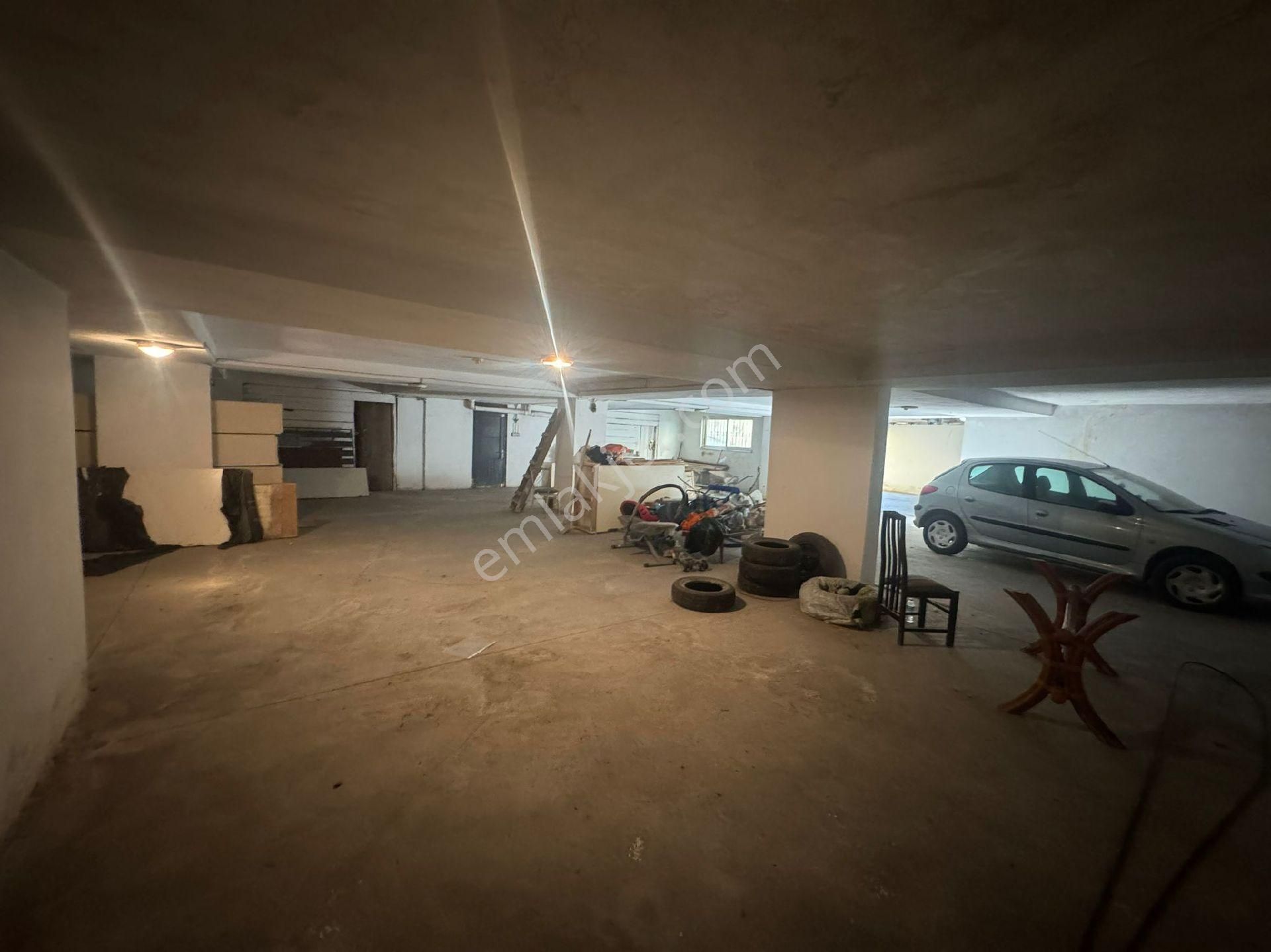 Altunizade Erzurum Sitesinde 155m2 1.kat Satılık Daire - Görsel 6