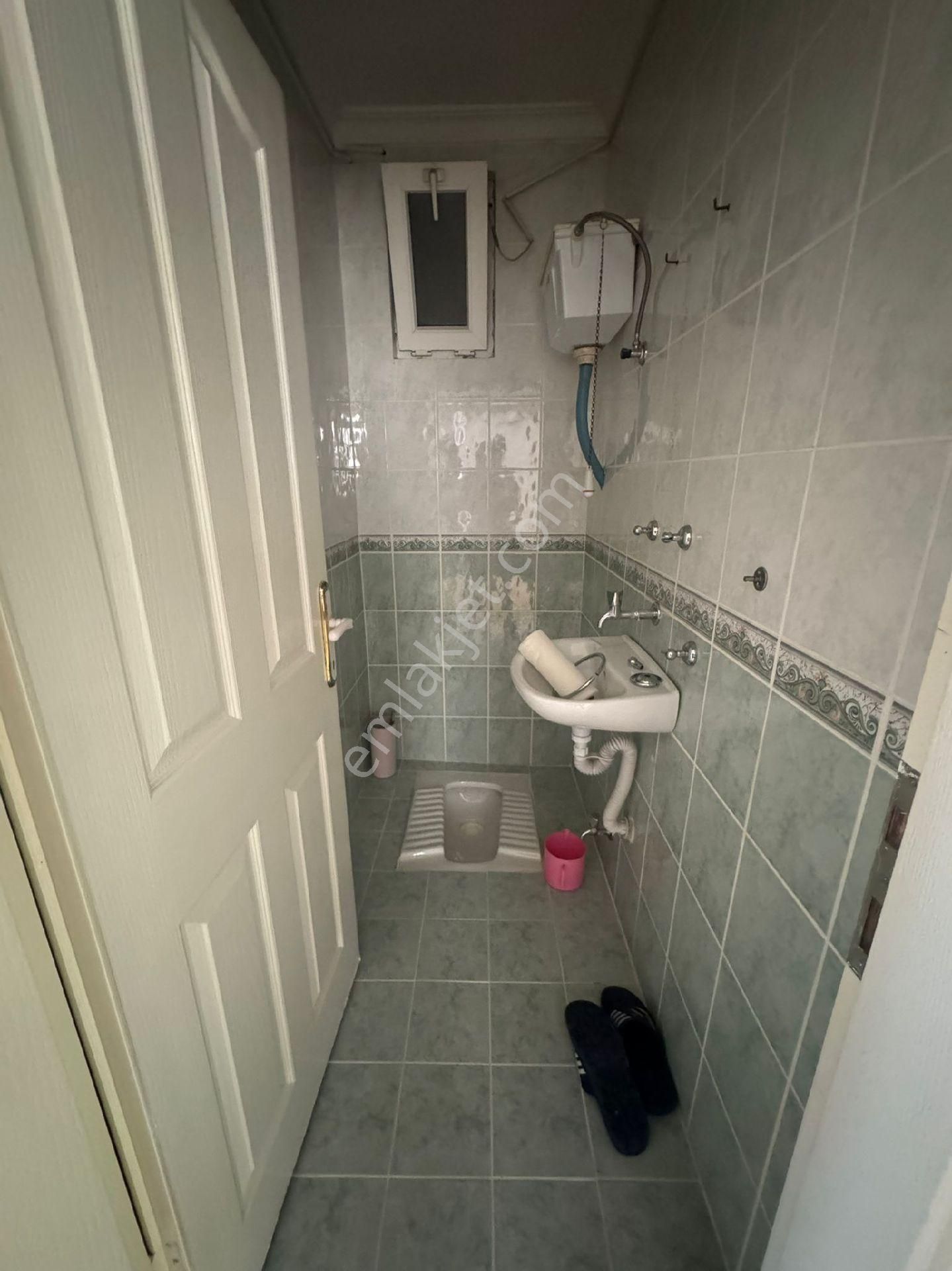 Altunizade Erzurum Sitesinde 155m2 1.kat Satılık Daire - Görsel 3