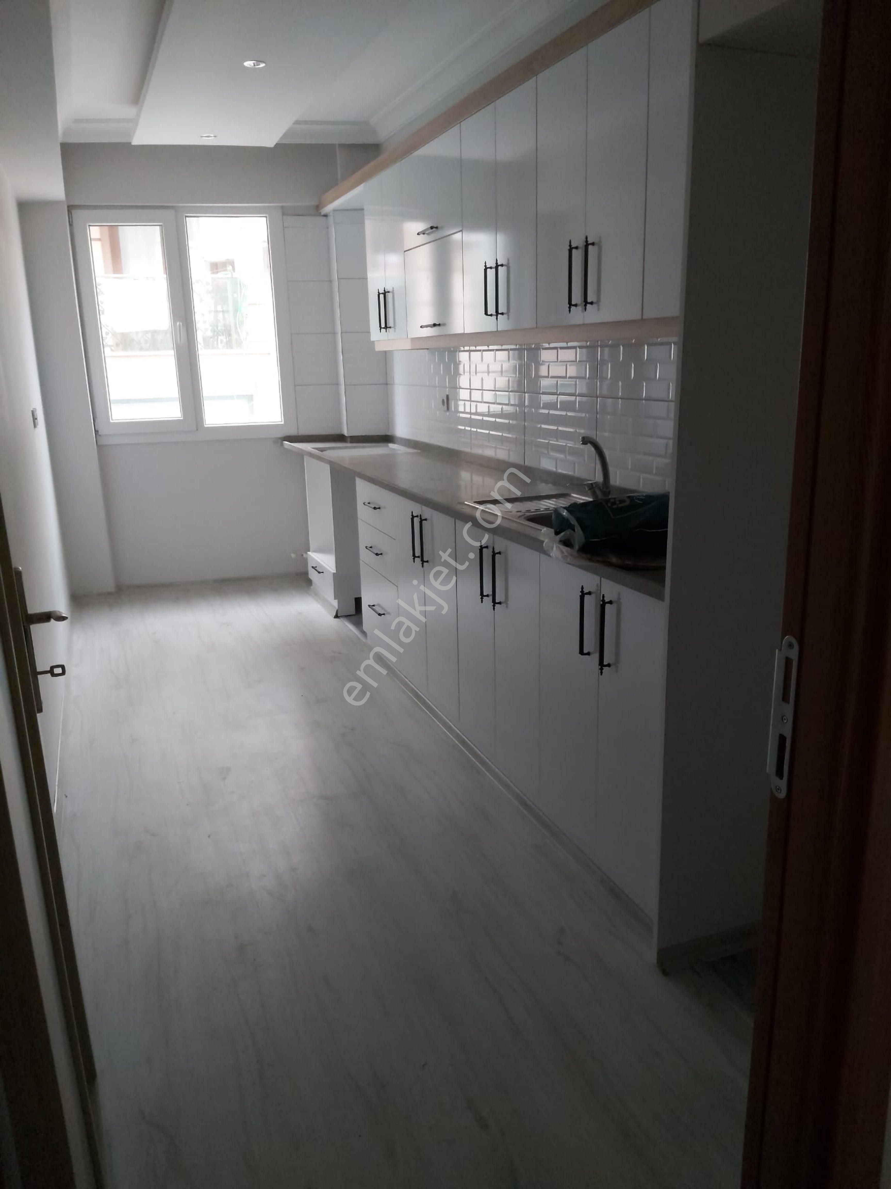 Bayraklı Refik Şevket İnce Mah Geniş Ferah 2+1 Kiralık - Görsel 2