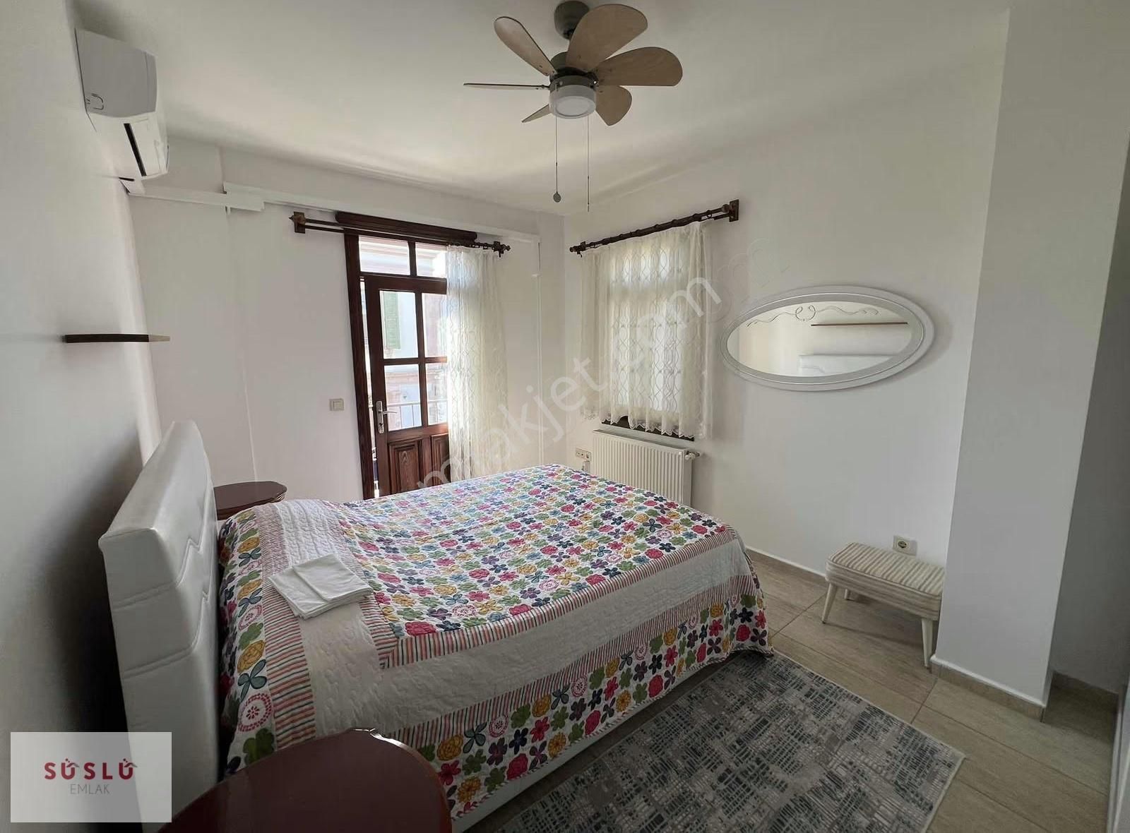 Ayvalık Cunda Adası Merkez De Kiralık Eşyalı Müstakil Ev - Görsel 14