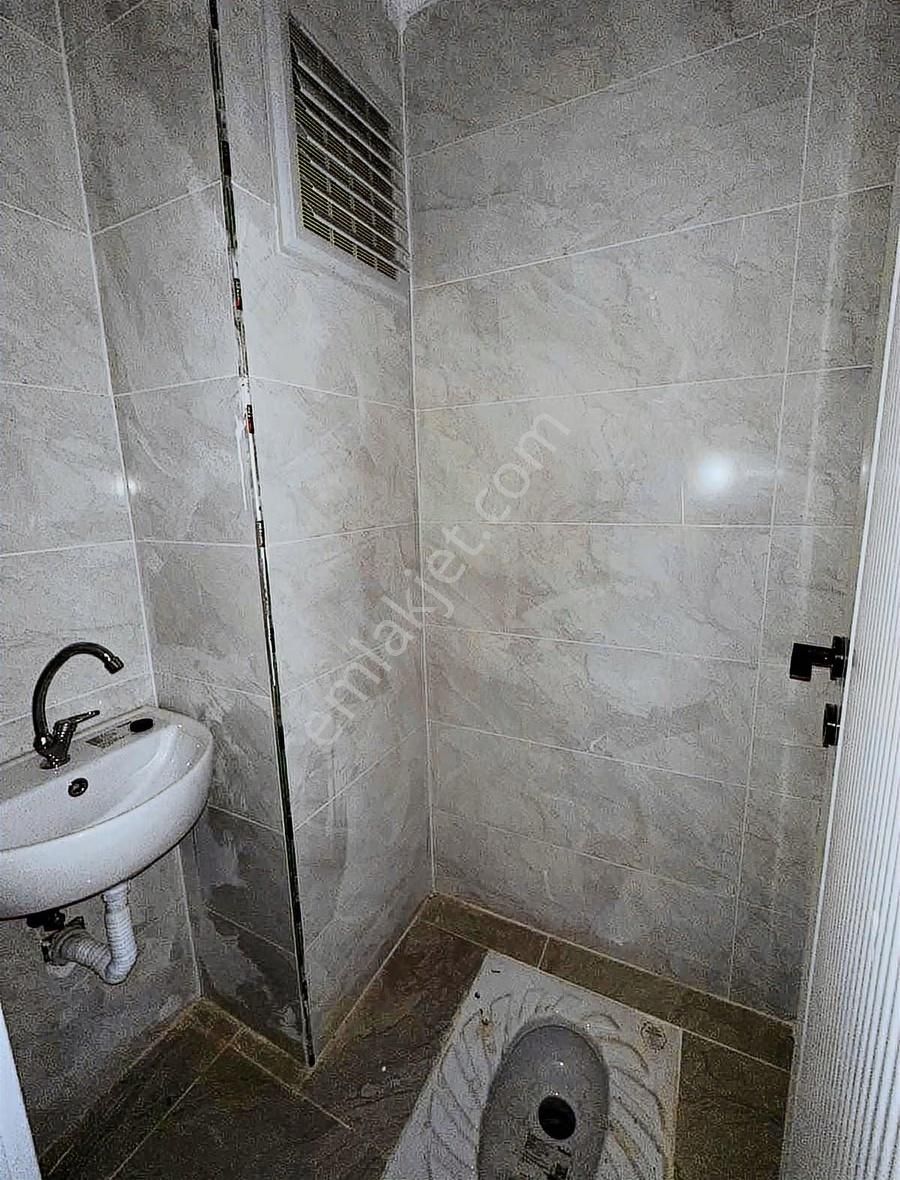 Sönmezden Selçukhan Caddesi Üzerinde İskanlı 2+1 Sıfır Kiralık - Görsel 26