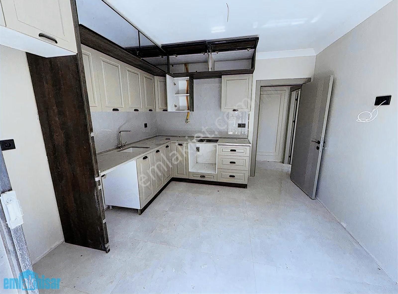 Akhisar Reşatbey Mh. Satılık Yerden Isıtma 2+1 Sıfır Lüx Daire