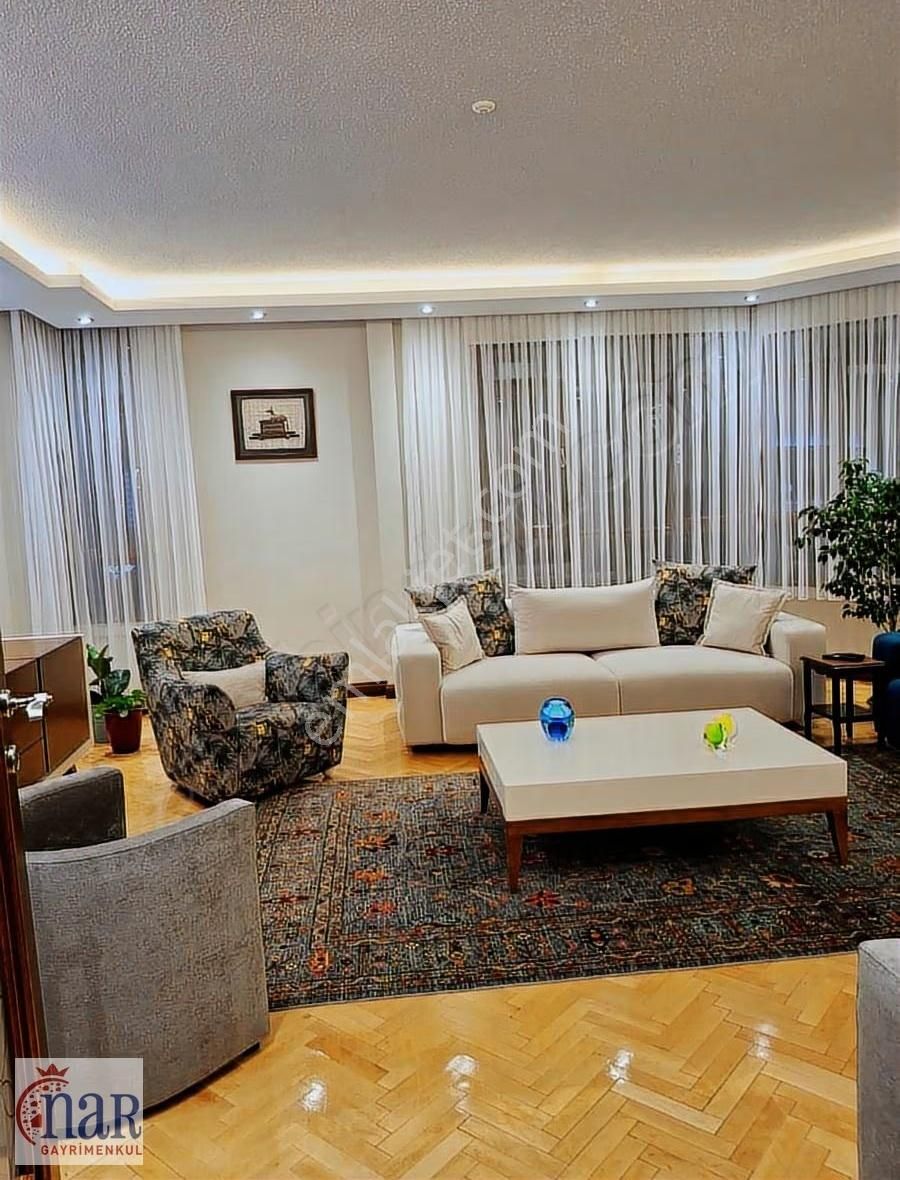 Çankaya'da Panora Ve Trt Yakını Eşyalı 4+1 Kiralık Daire - Görsel 2