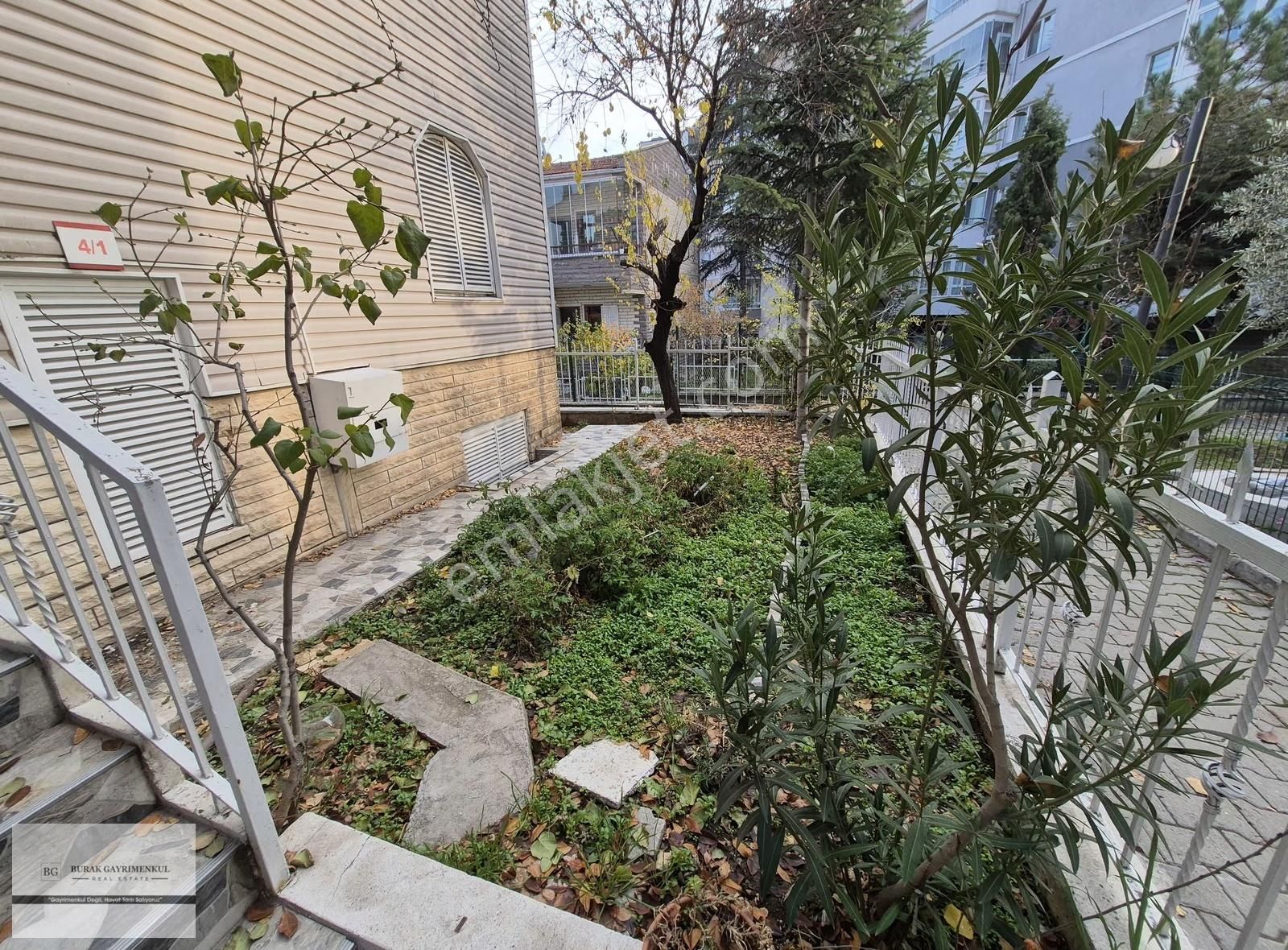 Devlet Hastanesi Yanı 240 Mt2 Full Yapılı Köşe Triplex - Görsel 2