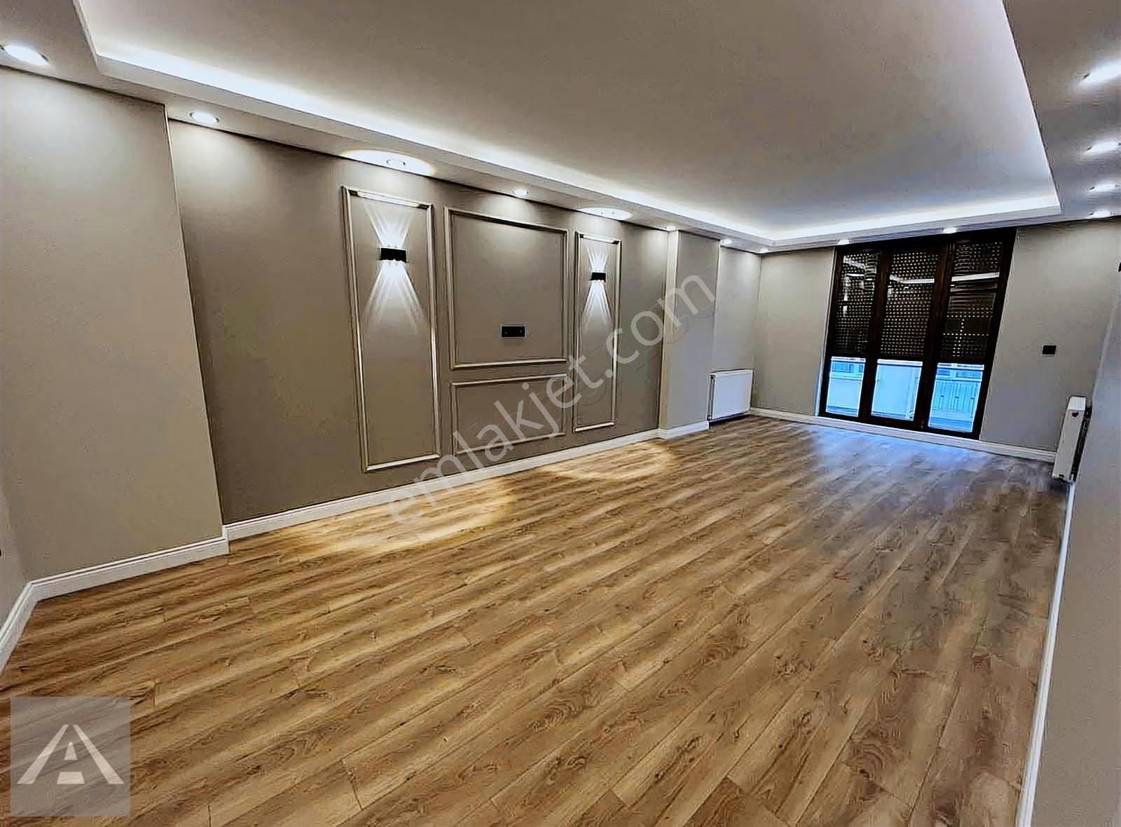 Küçükyalı'da Nezih Konumda Ara Kat Geniş Ve Ferah Oturum 3+1! - Görsel 34