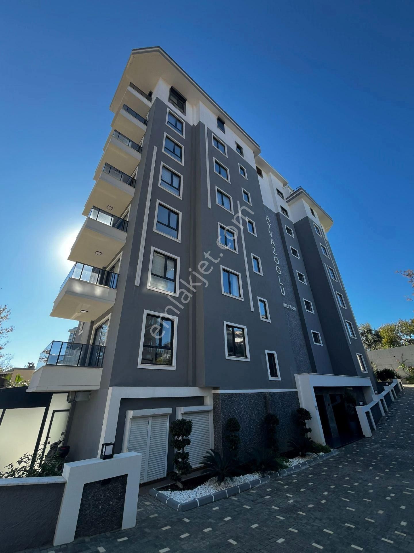 Alanya Avsallarda Satılık 1+1 Lüks Daire - Görsel 3