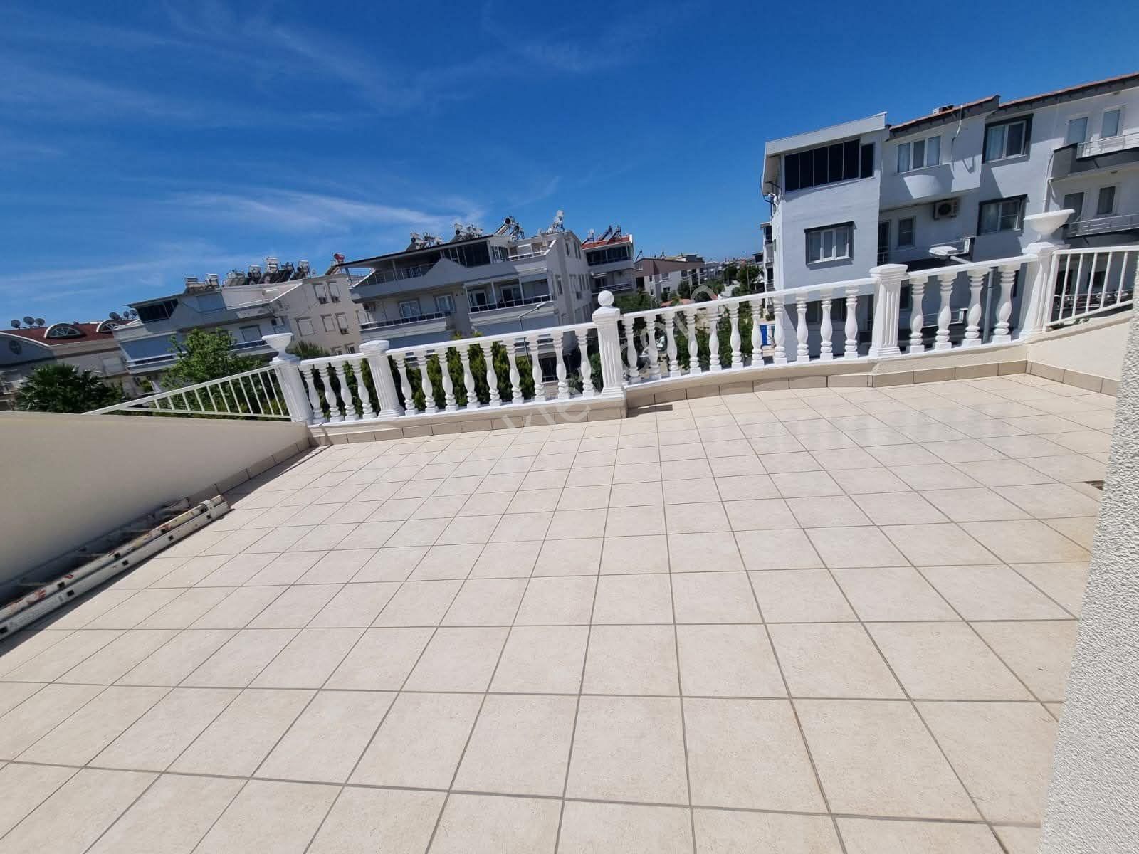 Didim Çamlık Mahallesinde Dev Fırsatlı Yatırım 4+1full Eşyalı Villa - Görsel 6