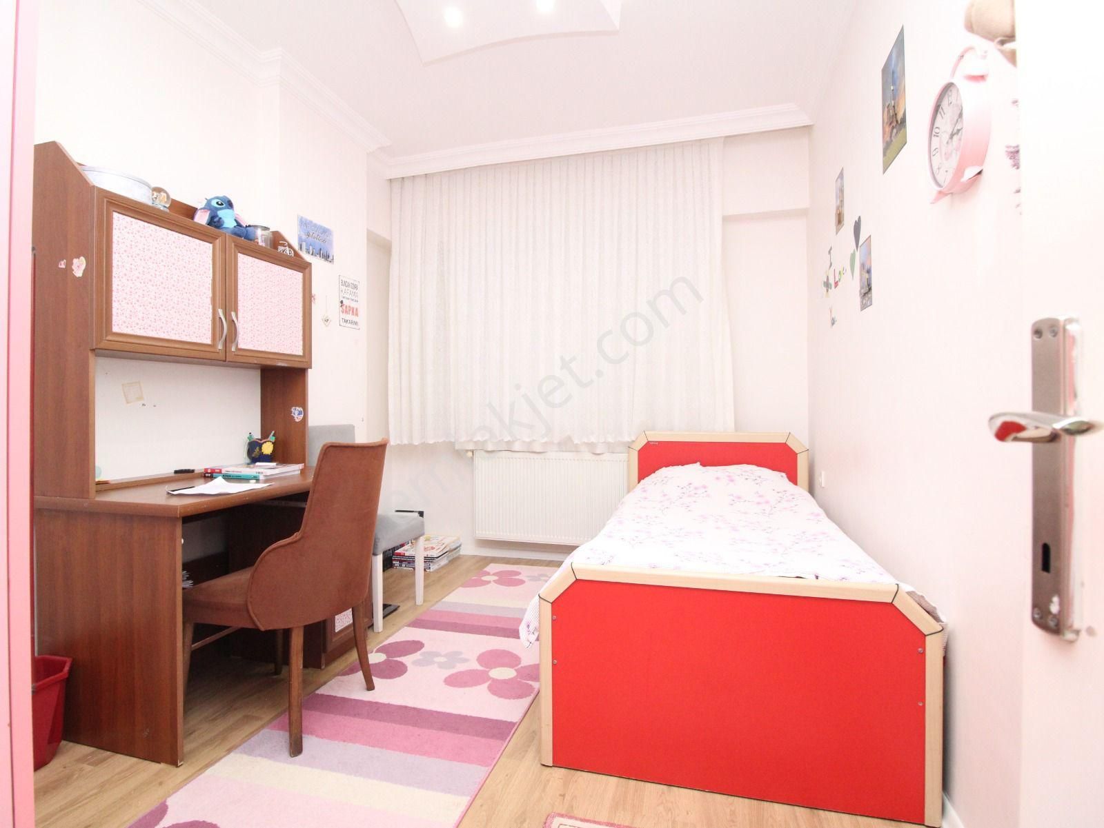 İzmir Torbalı Ayrancılarda Satılık Arakat Cadde Üzerinde 3+1 145 M2. Daire - Görsel 28
