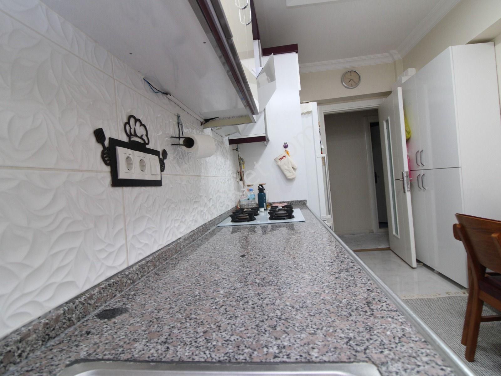 İzmir Torbalı Ayrancılarda Satılık Arakat Cadde Üzerinde 3+1 145 M2. Daire - Görsel 9