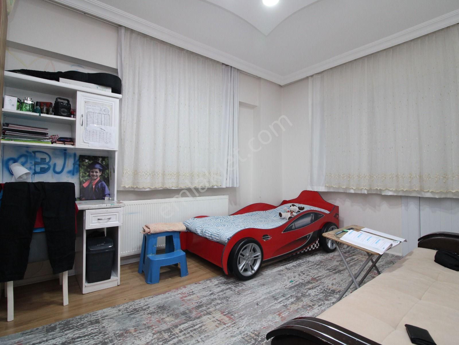 İzmir Torbalı Ayrancılarda Satılık Arakat Cadde Üzerinde 3+1 145 M2. Daire - Görsel 17