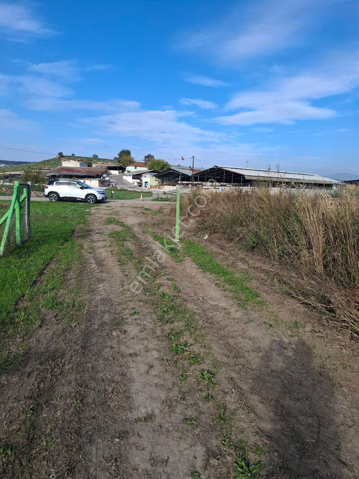 Foça Gerenköyde 345 M2 Bahçe Acil Satılıktır - Görsel 10