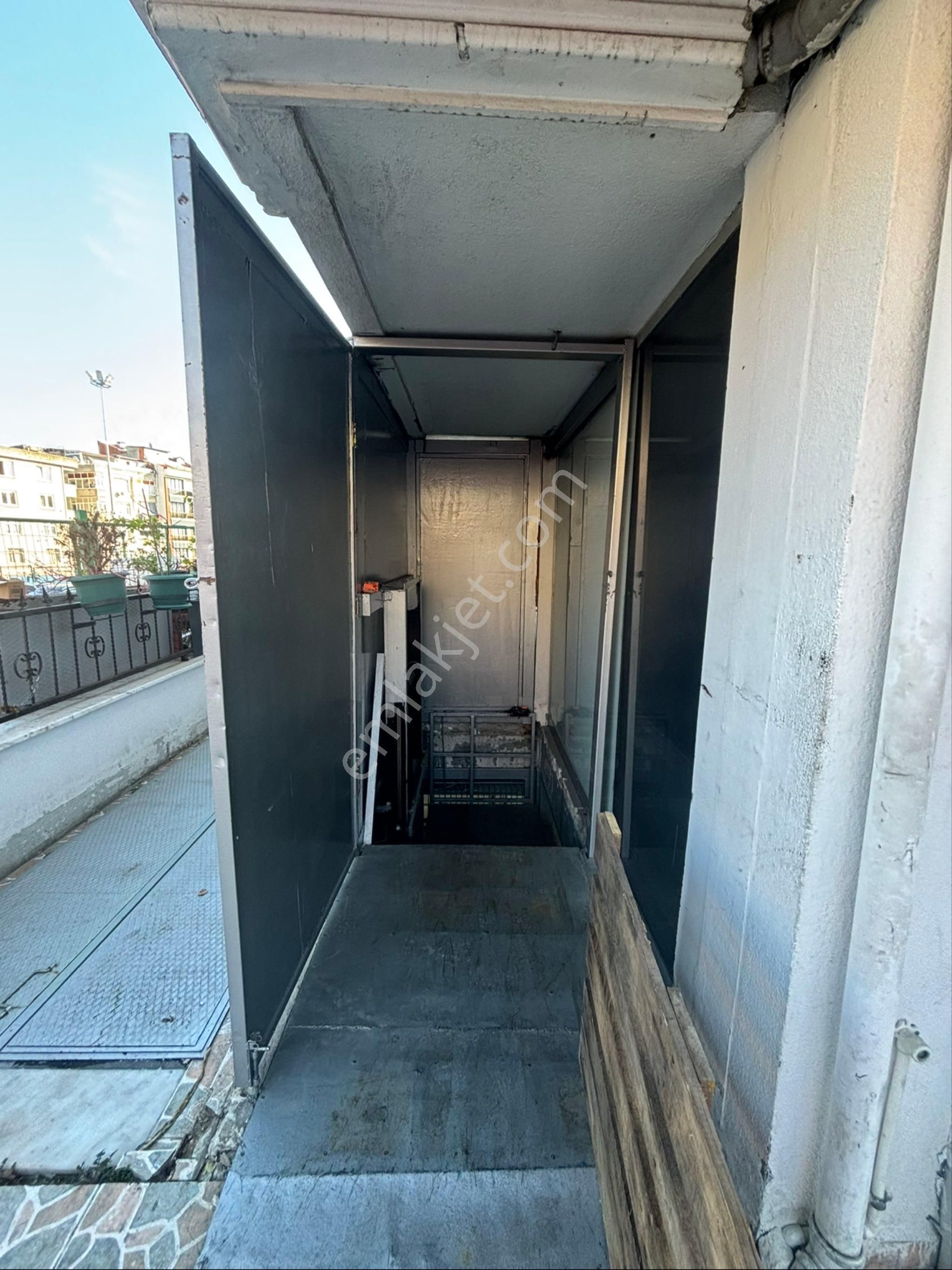 Bahçelievler Yenibosna Satılık 270 M2 Alanlı Depolu Satılık Dükkan - Görsel 20