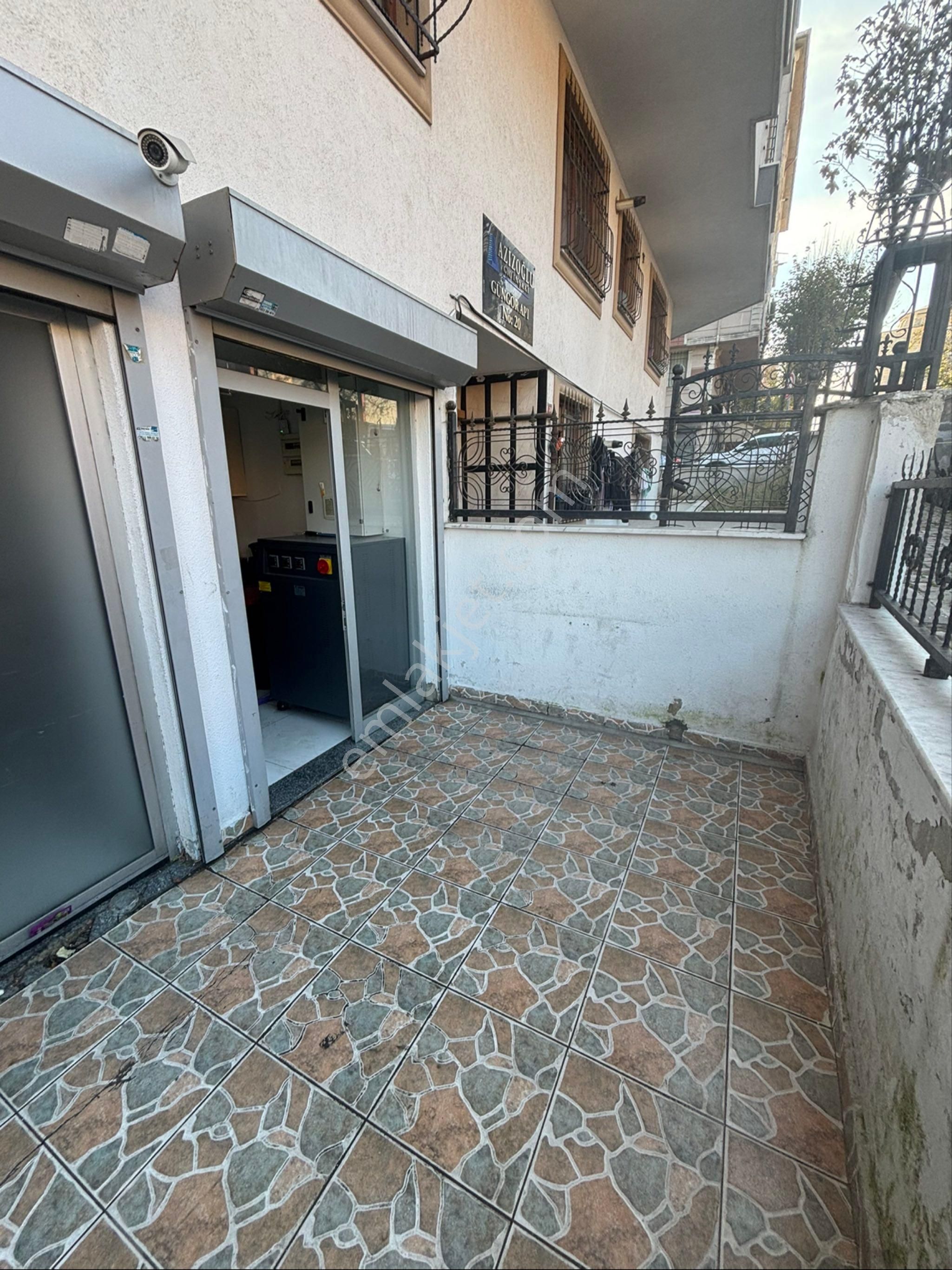 Bahçelievler Yenibosna Satılık 270 M2 Alanlı Depolu Satılık Dükkan - Görsel 22