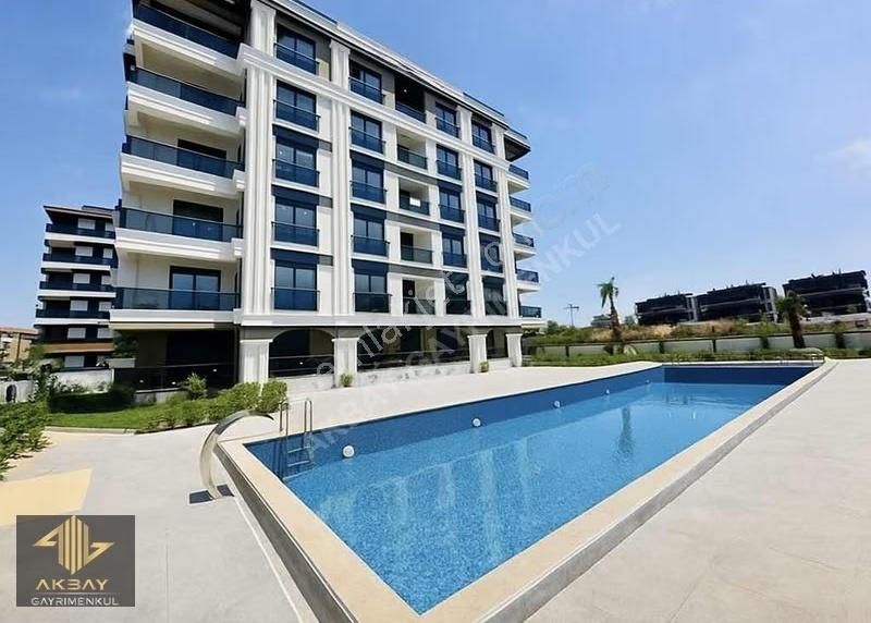 Teraslı Ayrı Mutfaklı Havuz Fitnesslı Site İçi Dubleks Geniş 5+1 - Görsel 14