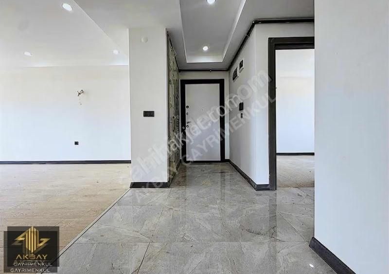 Teraslı Ayrı Mutfaklı Havuz Fitnesslı Site İçi Dubleks Geniş 5+1 - Görsel 12