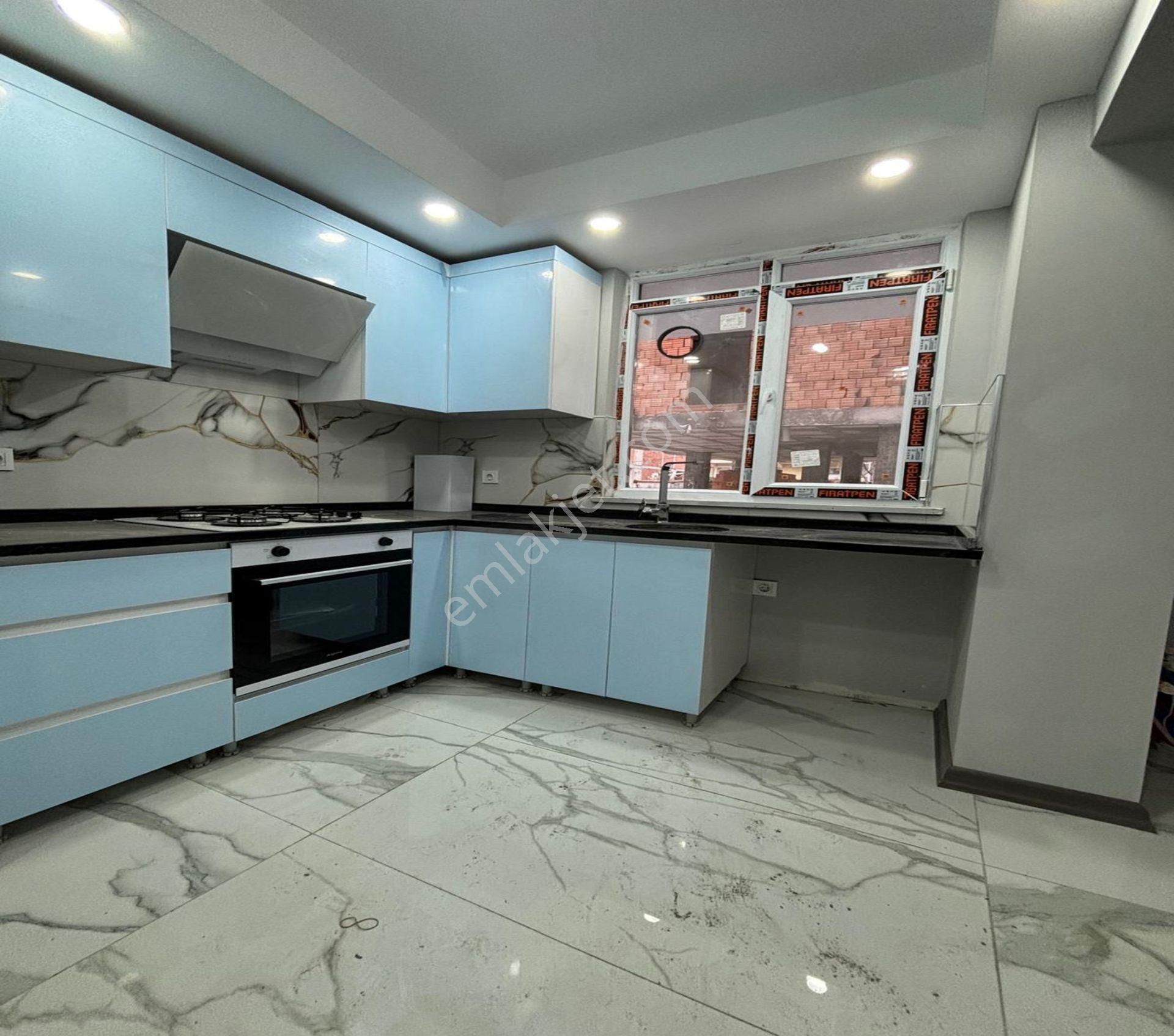 Serdaroğlundan Tepe Mevkii 1+1 Sıfır Lüks Daire!!!!