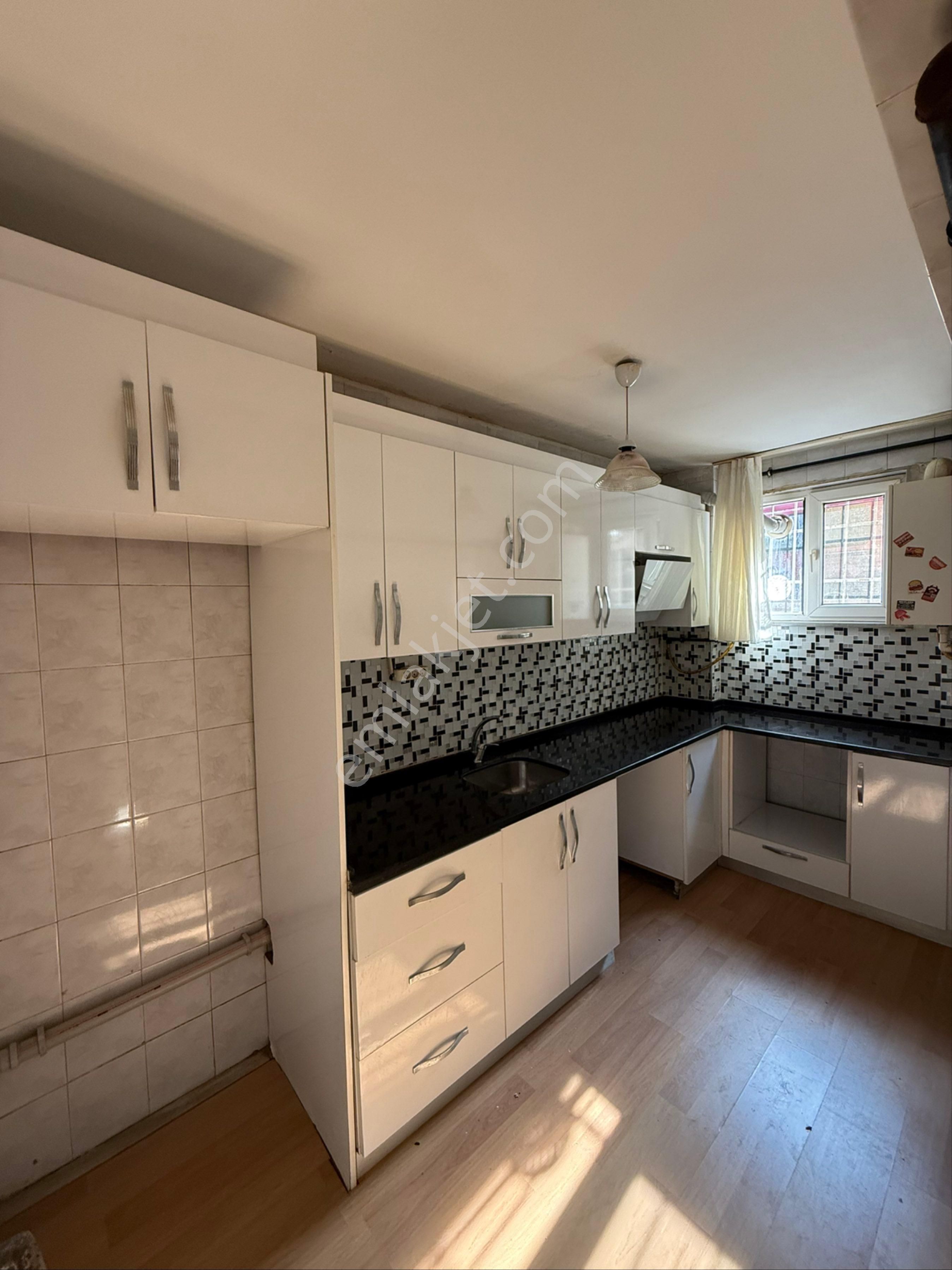 Remax’tan Gazi Mahallesi Satılık 2+1