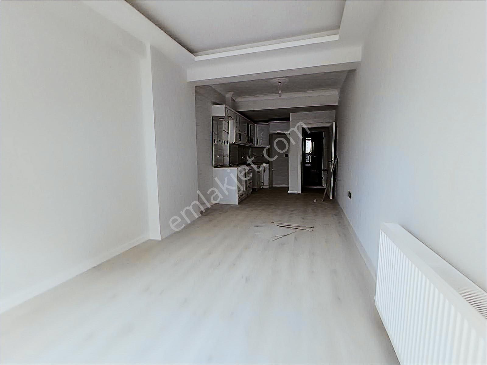 Sancak Emlaktan Kemalpaşada Sıfır 1+1 Daire - Görsel 18