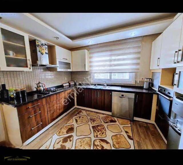 Merkez Mahallesınde Havuzlu З Bloklu Sıte İçerisinde 4+1 - Görsel 4