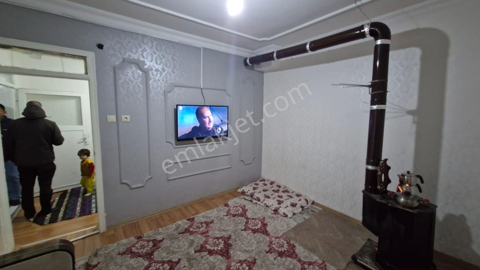 Emir Emlak Ofisinden Yukarıbayırda Yıkım Kararsız Kattan Bölme Daire - Görsel 5