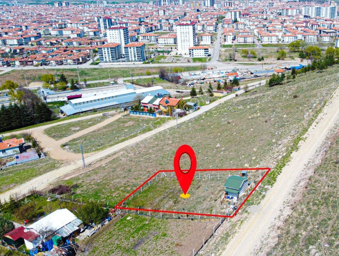 Murat Türkmen'den Yenikent'te Tek_tapu Yatırıma_uygun 8-dairelik 523-m2 İmarlı_arsa - Görsel 2