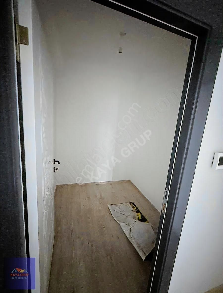 Kaya Grup'dan Geniş Oturum Çift Balkon 4+1 Sıfır Daire - Görsel 11