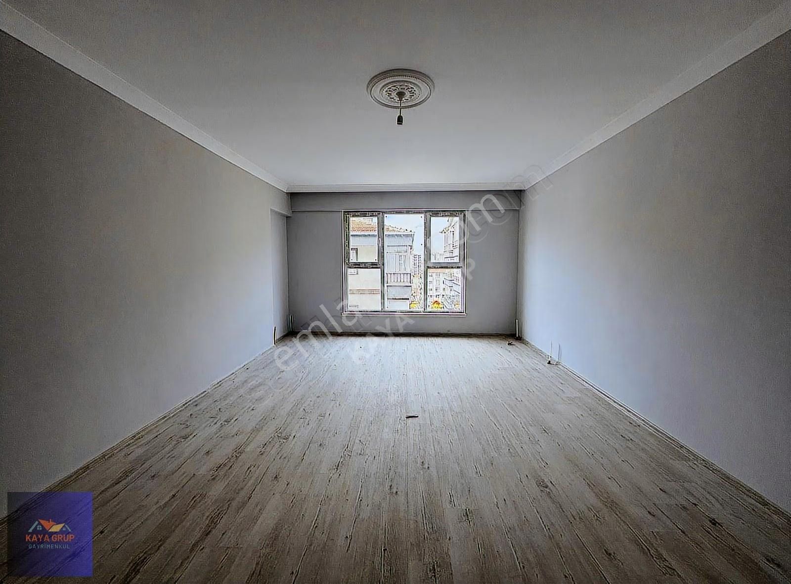 Kaya Grup'dan Geniş Oturum Çift Balkon 4+1 Sıfır Daire - Görsel 21