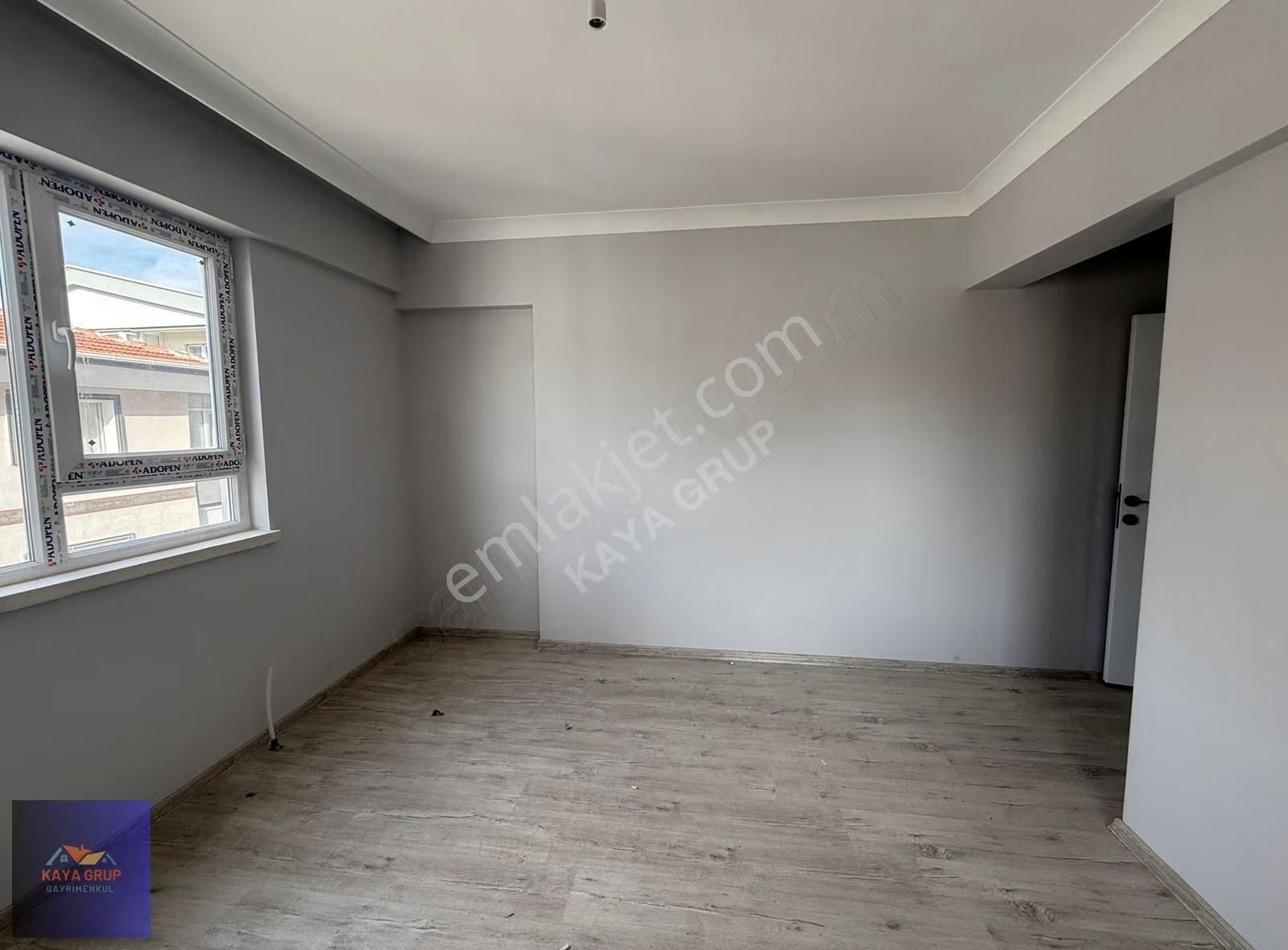 Kaya Grup'dan Geniş Oturum Çift Balkon 4+1 Sıfır Daire - Görsel 9