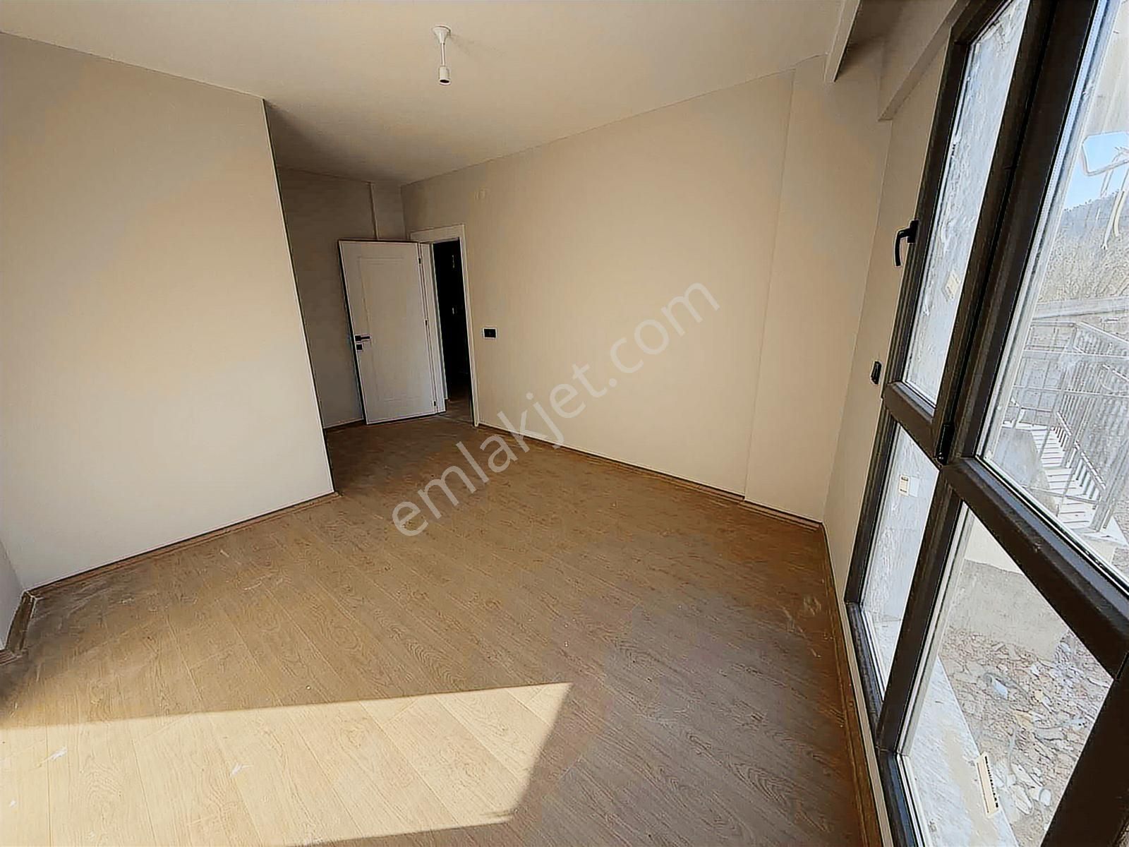 Doğalgazlı Yerden Isıtmalı 15.000tl Kira Getirili Sıfır 1+1daire - Görsel 12