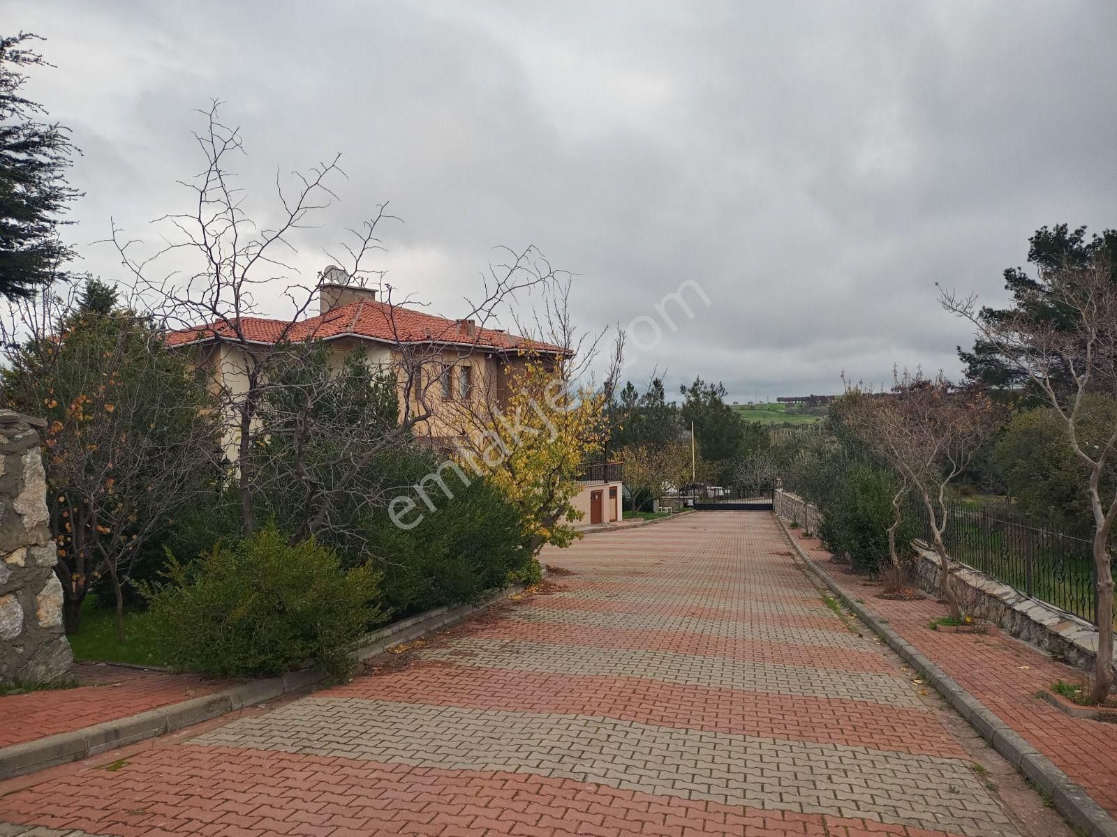 Çanakkale'de Doğa İçinde Full Boğaz Manzaralı Satılık 5+2 Villa - Görsel 32